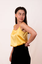 Lade das Bild in den Galerie-Viewer, Seidentop