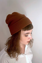 Lade das Bild in den Galerie-Viewer, Mütze