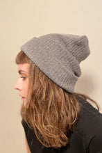 Lade das Bild in den Galerie-Viewer, Mütze