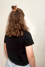 Lade das Bild in den Galerie-Viewer, T-Shirt
